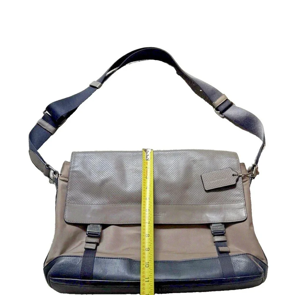 Mens Gray Black Upcrafted Sullivan Messenger Excellent Condition Rare COACH Bag